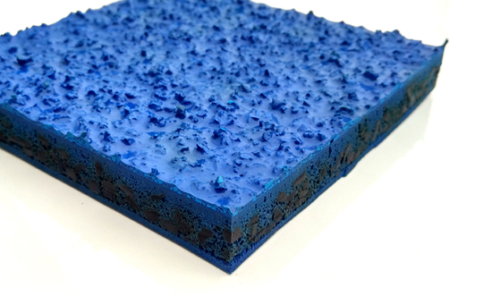 藍(lán)色混合型塑膠跑道圖片