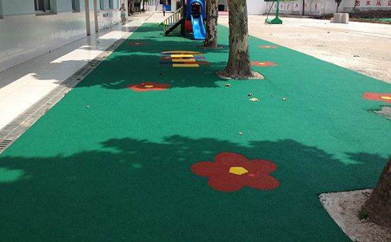 學校室外塑膠地面做法